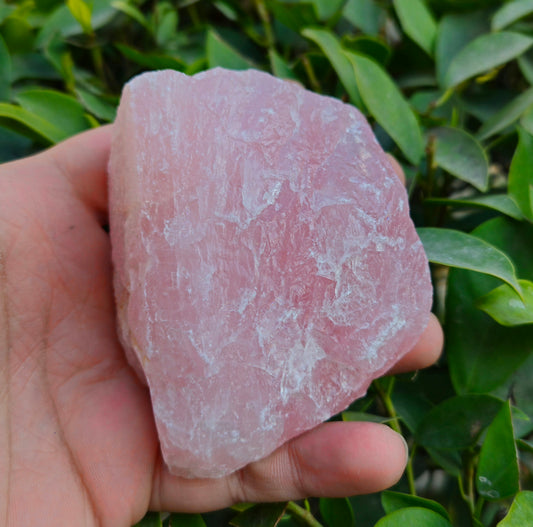 Rose Quartz Raw 321g- Premium Quality