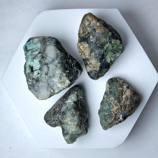 Emerald Raw Stone 30-50g