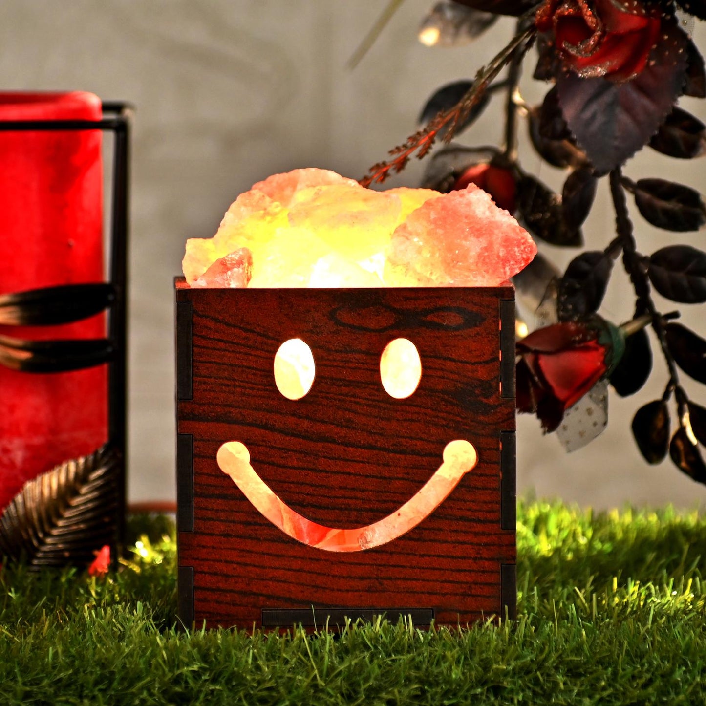 Smiley Heart Himalayan Rock Salt Wooden Basket Lamp – Cute Heart Salt Lamp