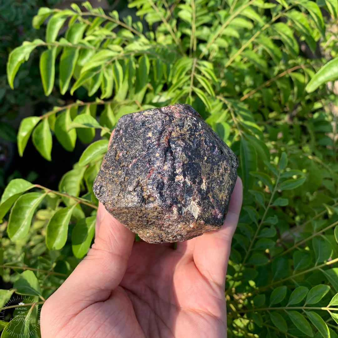Garnet Raw 636g