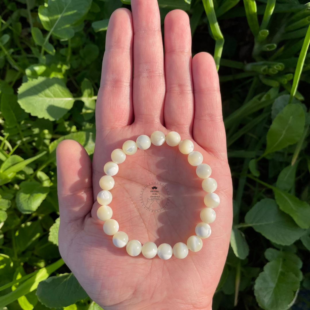Mother of Pearl Bracelet (8mm)