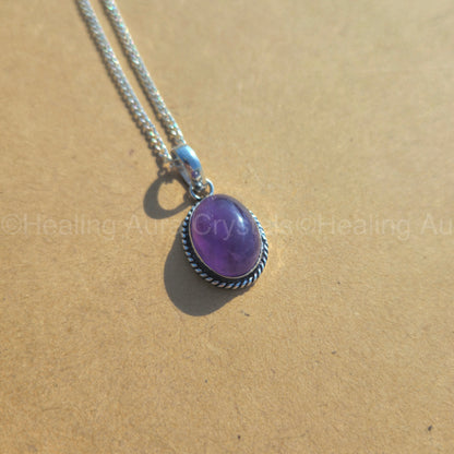 Amethyst Oval Pendant With Border