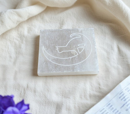 Selenite Charging Plate with carving (3 inch)