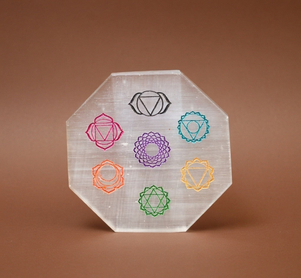 Selenite Charging Plate with carving (3 inch)