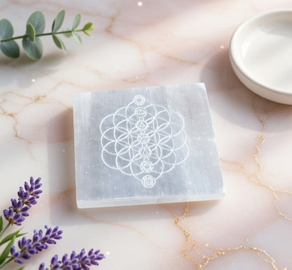 Selenite Charging Plate with carving (3 inch)