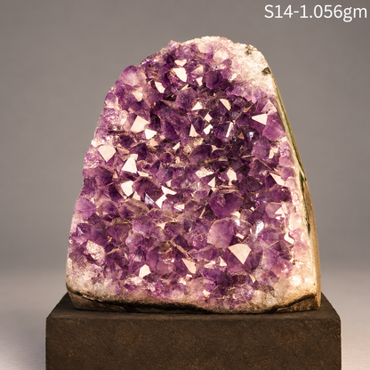Amethyst Geode Star Quality