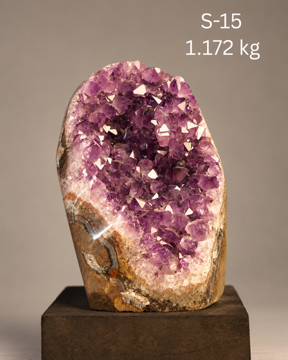 Amethyst Geode Star Quality