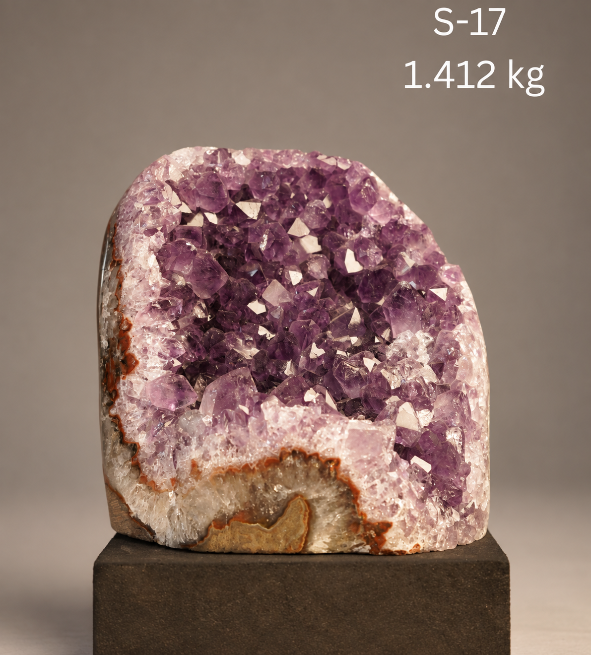 Amethyst Geode Star Quality