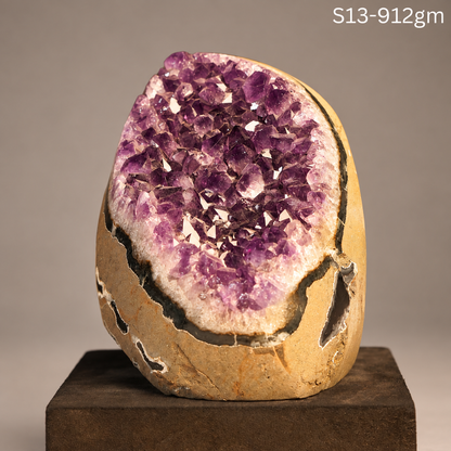 Amethyst Geode Star Quality