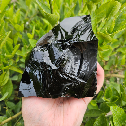 Black Obsidian Raw 1121g