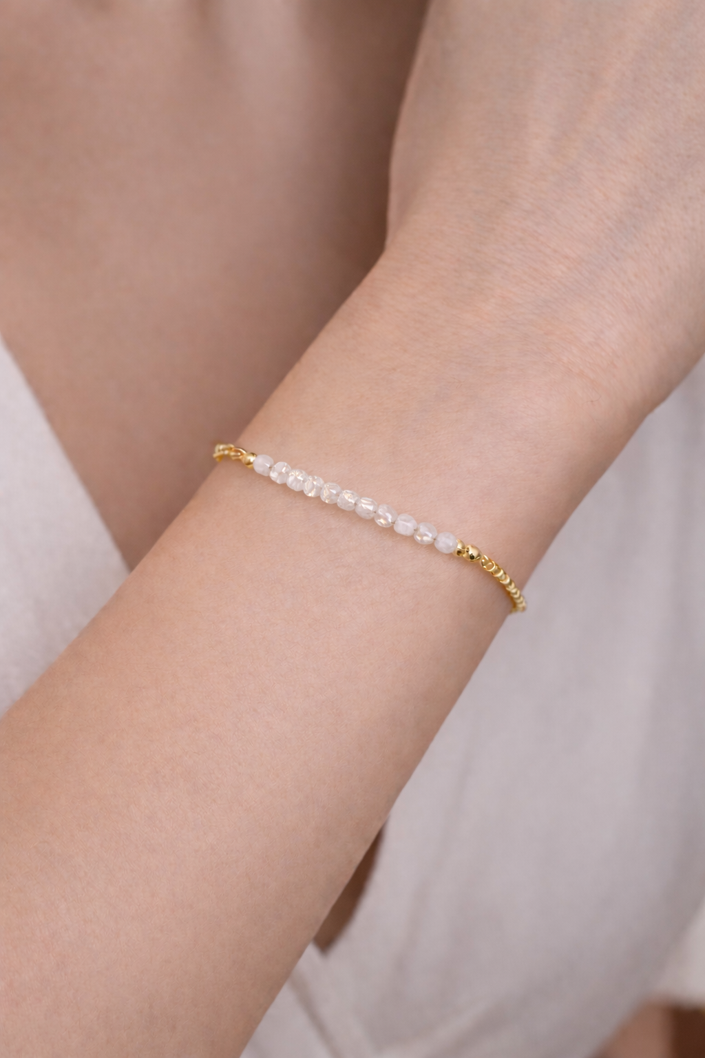 Minimal Diamond Cut Crystal Bracelet in chain (2mm)