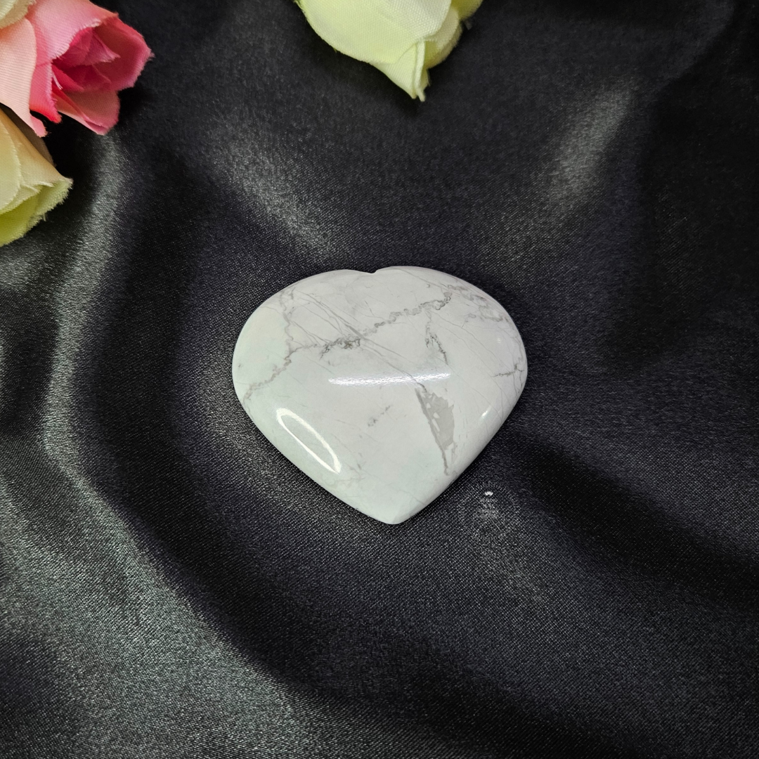 Howlite Heart