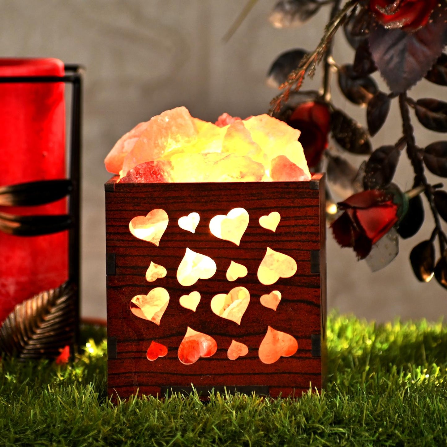 Smiley Heart Himalayan Rock Salt Wooden Basket Lamp – Cute Heart Salt Lamp